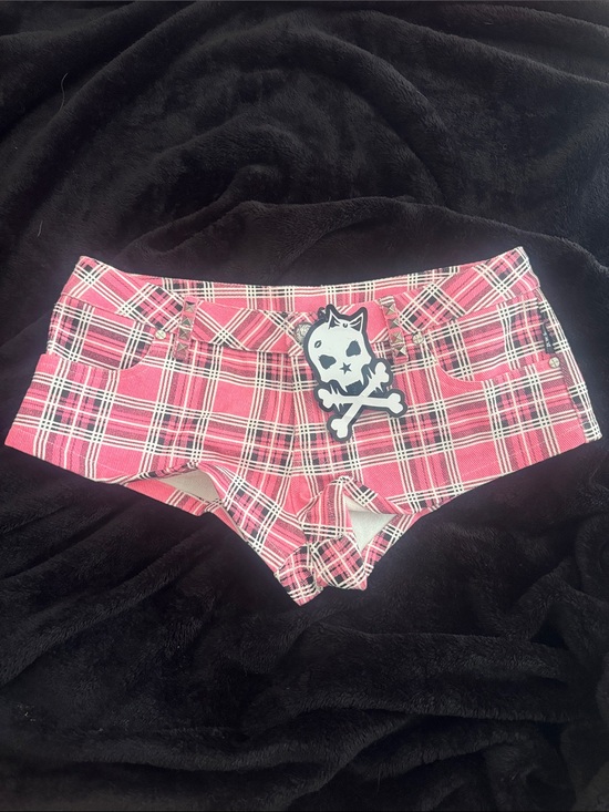 Punx N Kisses Pants - Studded Plaid Cutoff Short